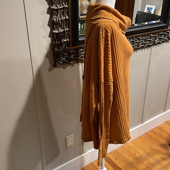 Free People Canyon Moon Waffle Mustard Oversized Surplice Back Top S/M/L/XL NWT - Picture 9 of 16